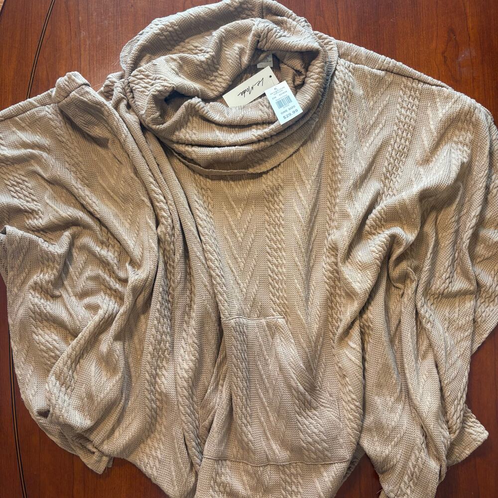 Le Moda Tan Texture Cowl One Size